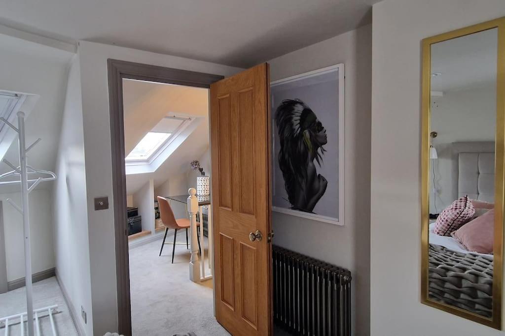 Stylish Townhouse 15 Mins To Laines & Seafront Villa Brighton Exteriör bild