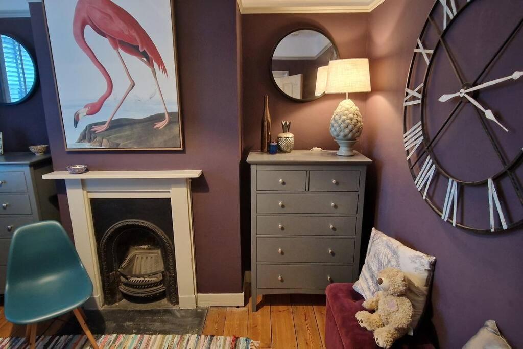 Stylish Townhouse 15 Mins To Laines & Seafront Villa Brighton Exteriör bild